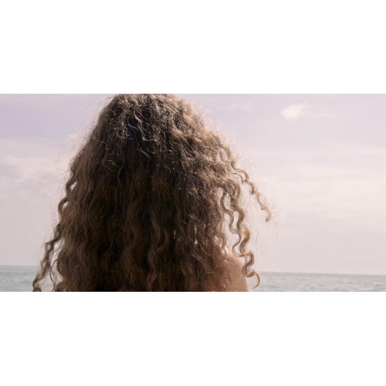 Пухнастість волосся: підбір засобів для догляду та рекомендації трихолога