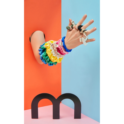 MON MOU Silk Slim Scrunchie Тонка шовкова резинка (яскраво-рожева)