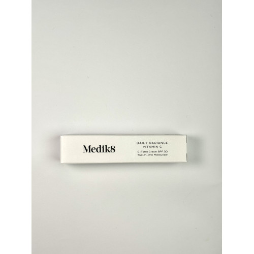 SAMPLE Medik8 Daily Radiance Vitamin C Зразок денного крему з вітаміном С та SPF 30