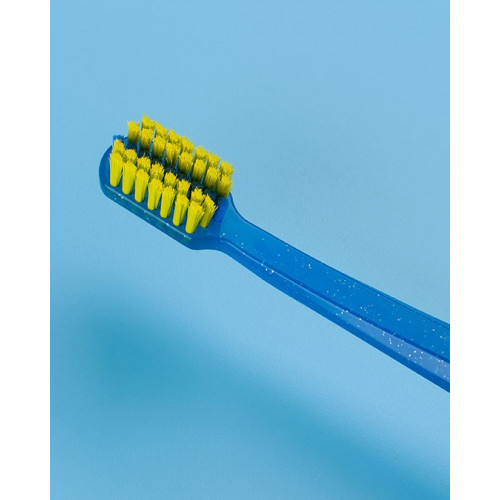 CURAPROX ortho ultra soft Ортодонтична зубна щітка (зелена)