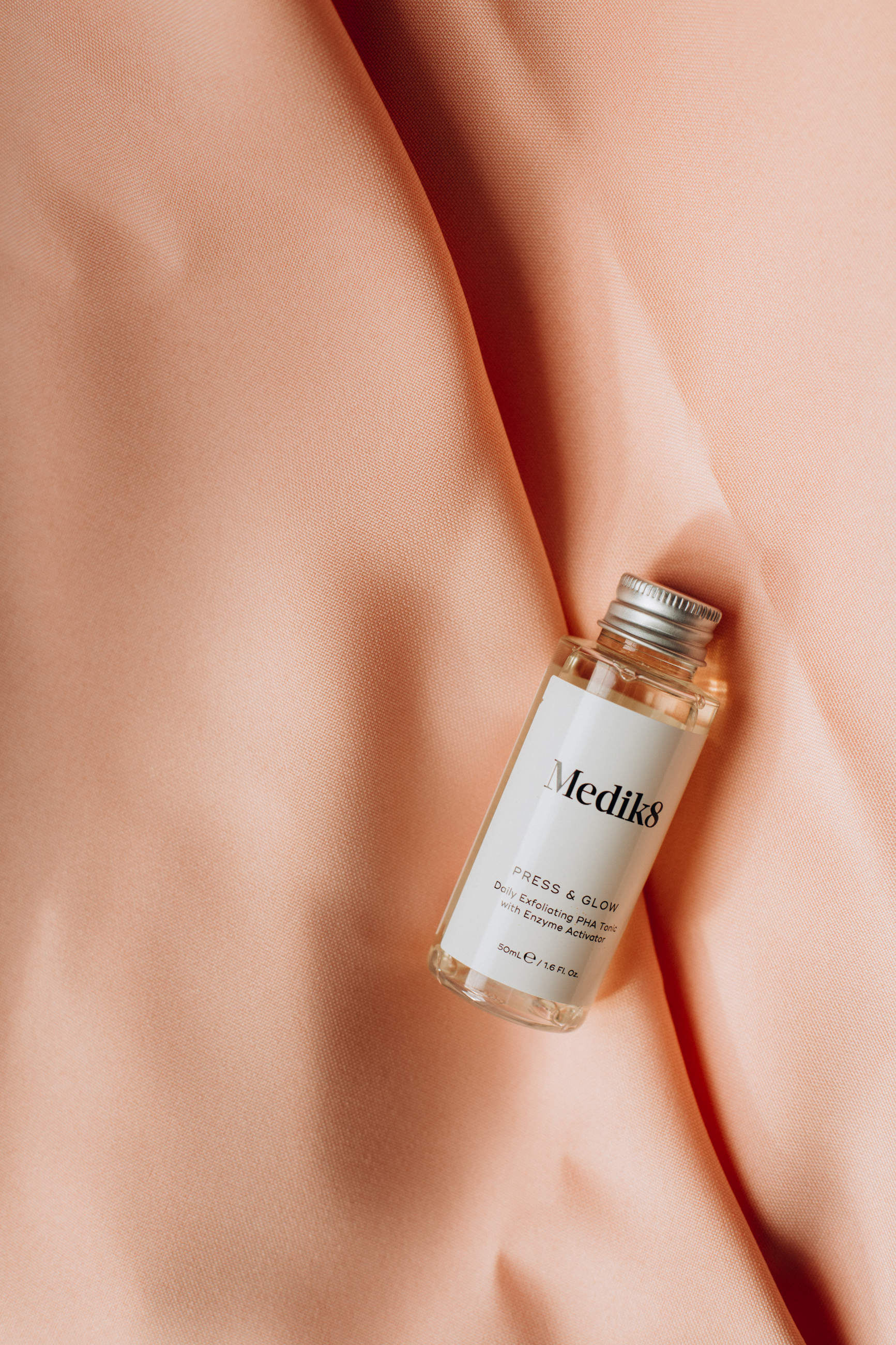 Medik8 Travel Size Press&Glow 50 ml Тонік з PHA кислотами