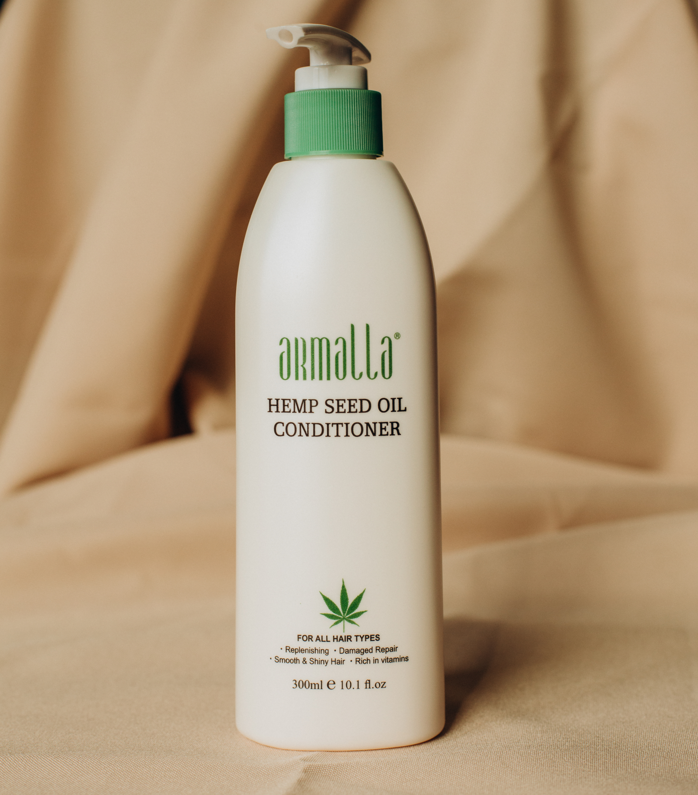 Armalla Hemp Seed Oil Conditioner 300 ml Зволожуючий кондиціонер для волосся на основі конопляної олії